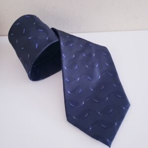 Oscar De La Renta 100% Silk Patterned Men's Necktie O/S